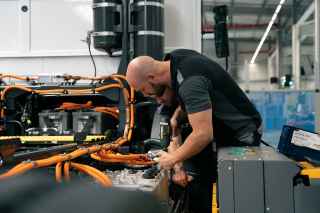 Mercedes-Benz eActros LongHaul zadebiutuje na swiatowym rynku jako eActros 600 4